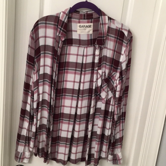 Garage red,white, and grey flannel - Picture 1 of 2